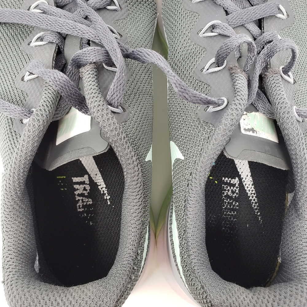 Nike Gray FlyWire. - Picture 7 of 8